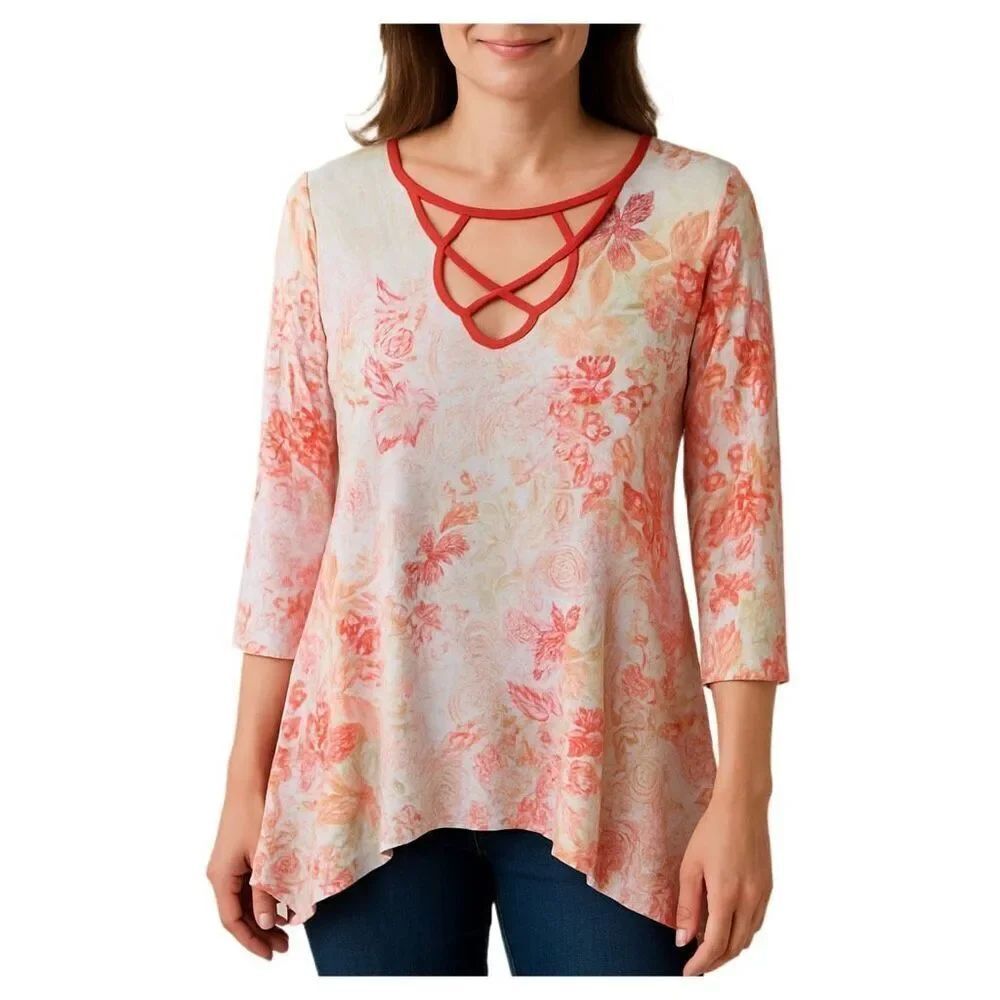 One World size M floral shark bite hem  tunic top relaxed fit.